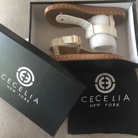 New studded thong snake embossed Leisel sandals - Picture 2 of 8